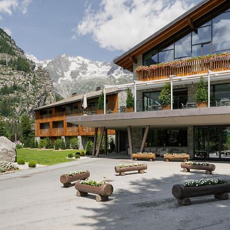 Grand Hotel Courmayeur Mont Blanc, By R Collection Hotels Kültér fotó