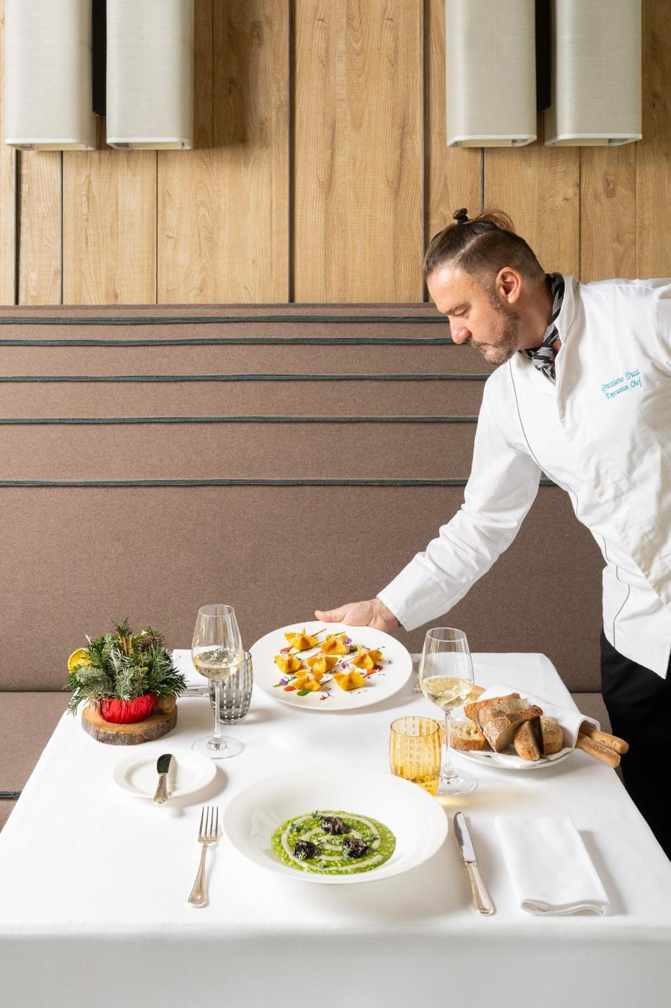 Grand Hotel Courmayeur Mont Blanc, By R Collection Hotels Kültér fotó
