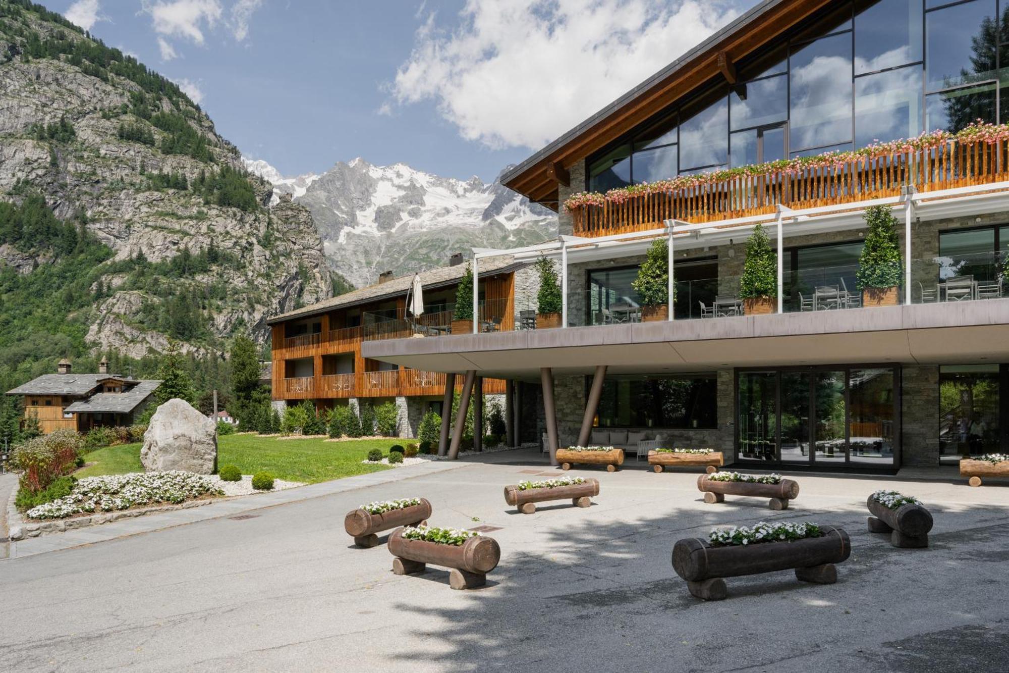 Grand Hotel Courmayeur Mont Blanc, By R Collection Hotels Kültér fotó